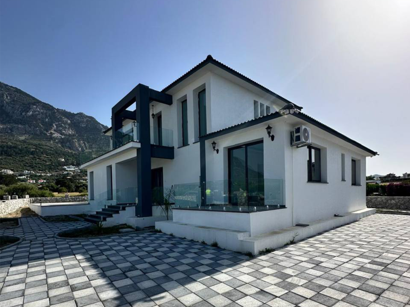 3+1 Villa in Karşıyaka